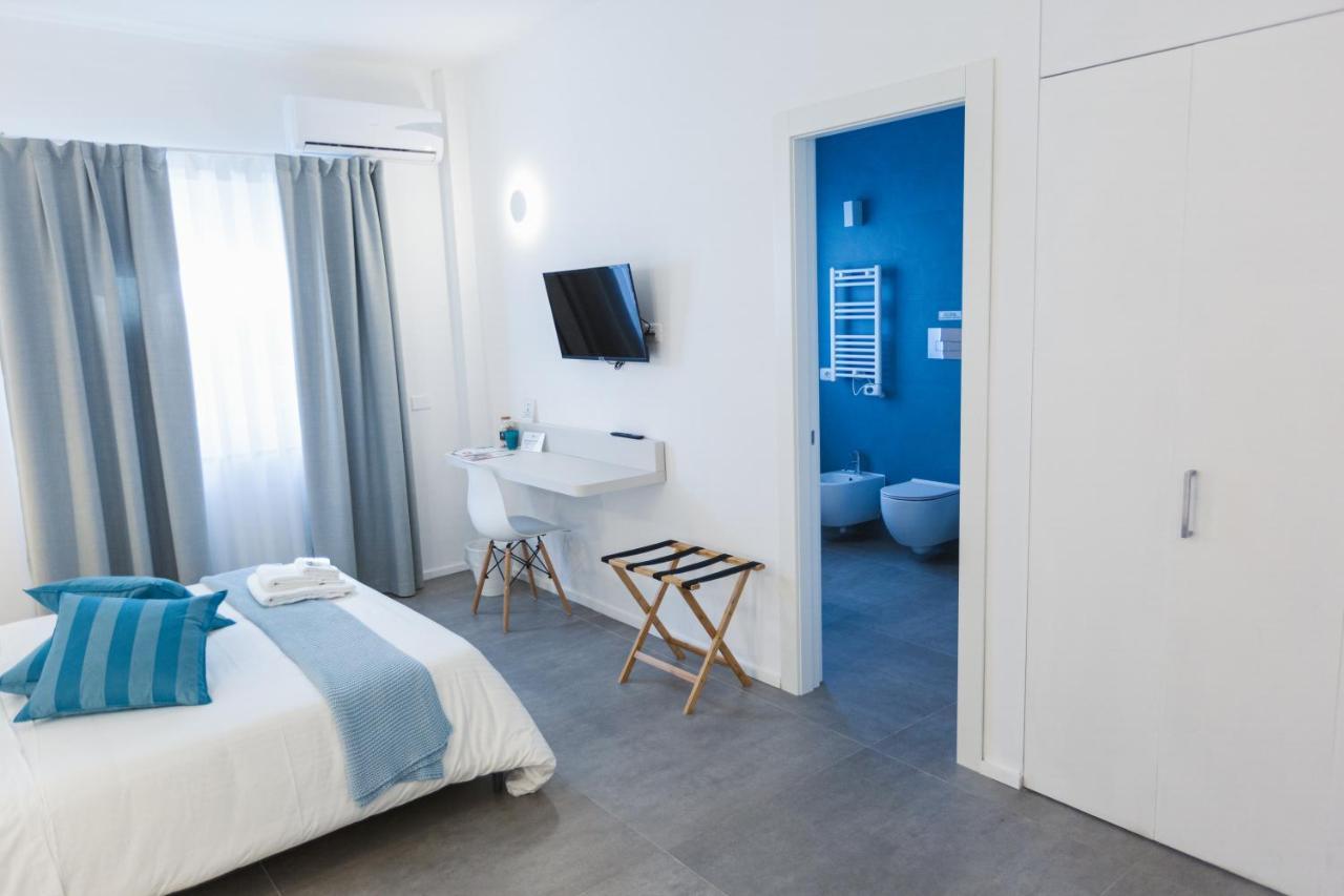 B&B A Due Passi Dal Mare Gela Exterior foto